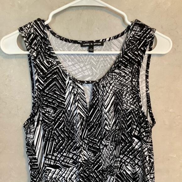 Stylish Cable & GAUGE Black White Keyhole Front Top Medium - Picture 2 of 8